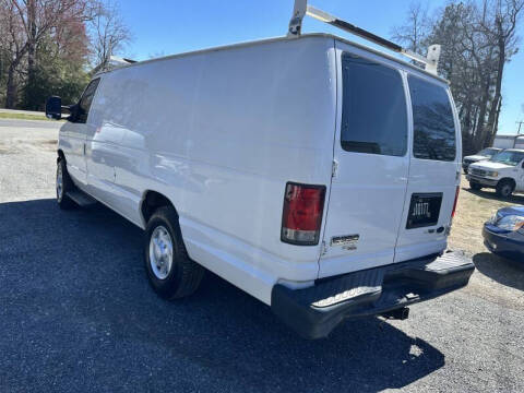 2013 Ford E-Series E-350 SD