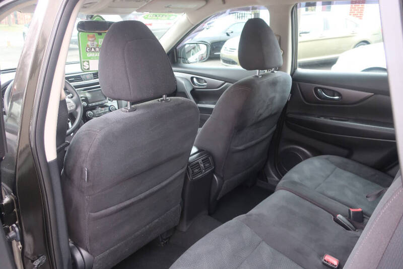 2016 Nissan Rogue S