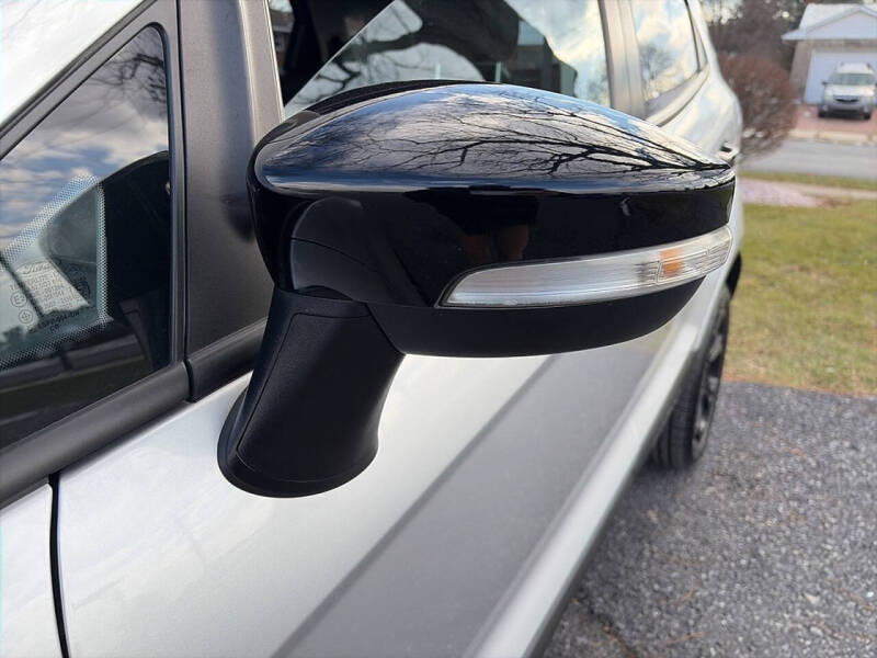 2022 Ford EcoSport SES