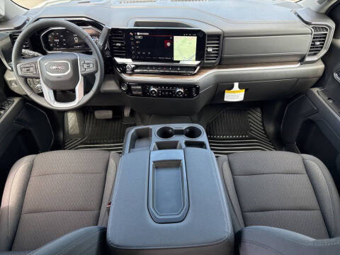 2026 GMC Sierra 1500 Elevation Standard