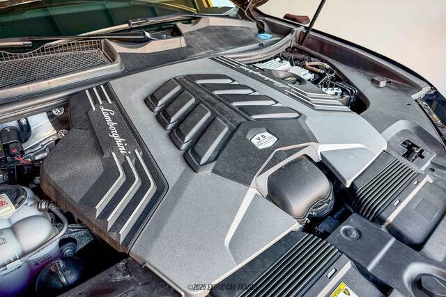 2021 Lamborghini Urus