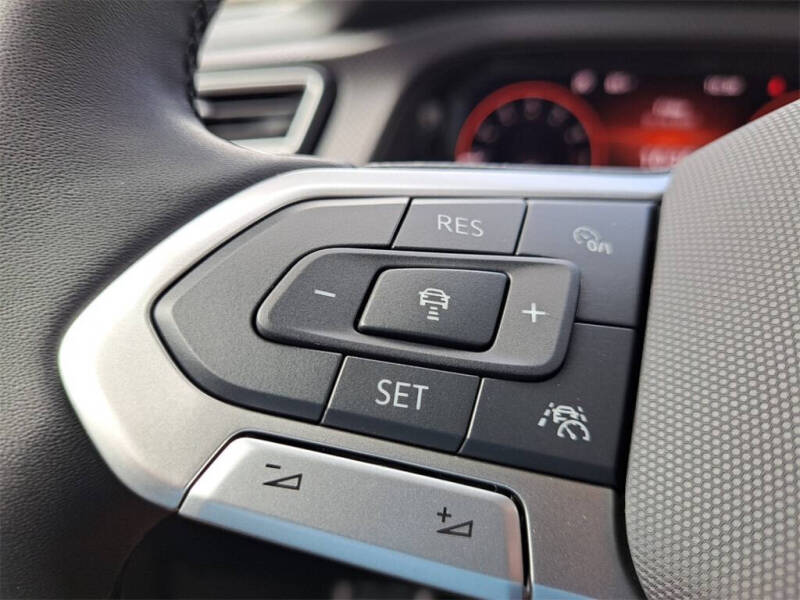 2025 Volkswagen Atlas Peak Edition 4Motion