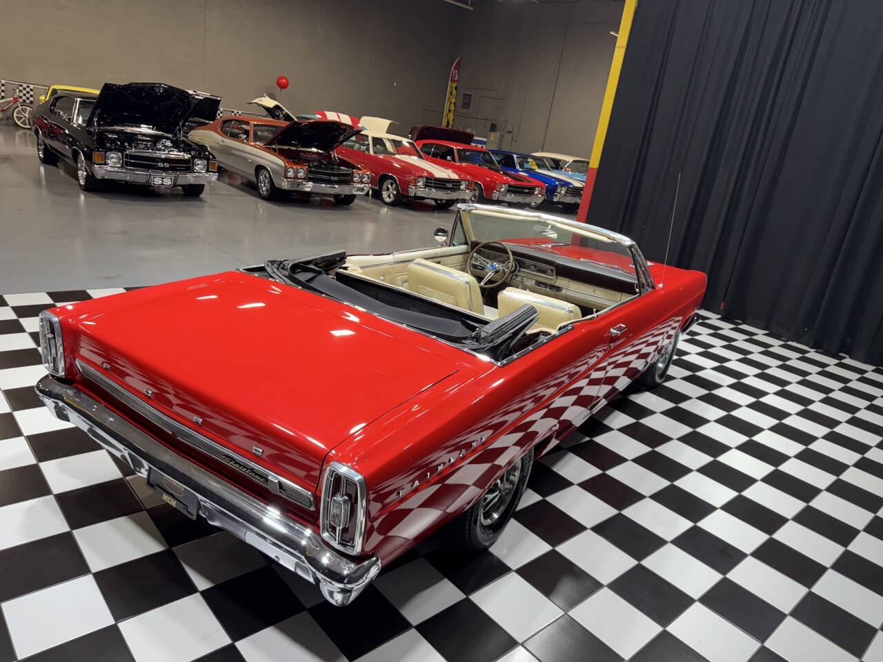 1966 Ford Fairlane 22