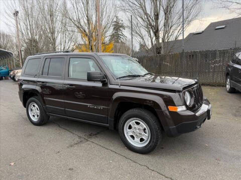 2014 Jeep Patriot for sale at steve and sons auto sales in Happy Valley OR