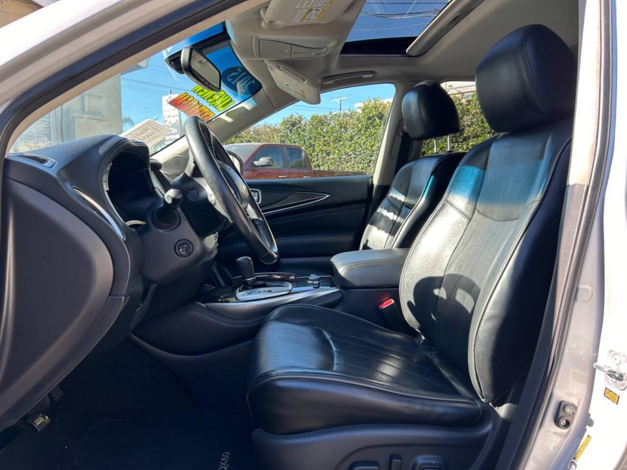 2015 INFINITI QX60 for sale at Carmania in Panorama City, CA