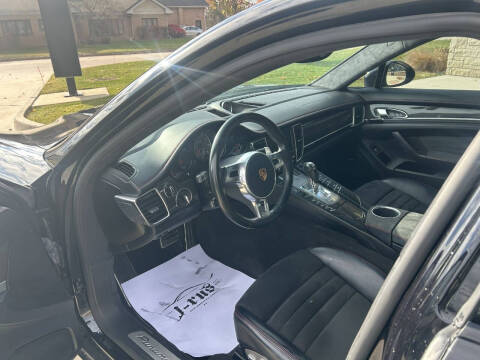 2016 Porsche Panamera GTS