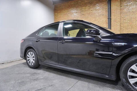 2018 Toyota Camry Hybrid LE