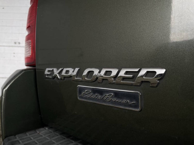 2004 Ford Explorer Eddie Bauer