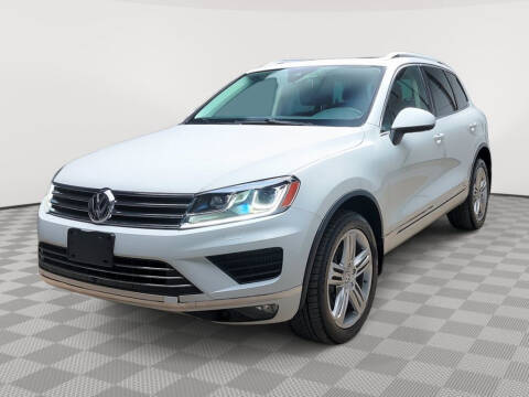 2016 Volkswagen Touareg for sale at City of Cars in Troy MI