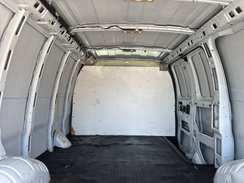 2019 Chevrolet Express 2500