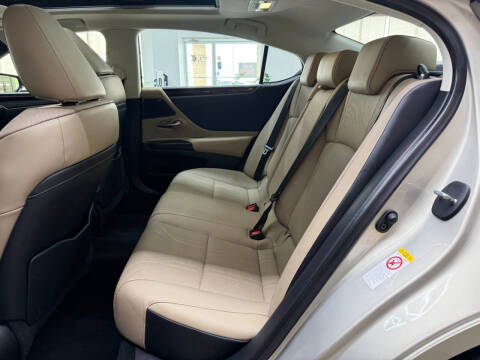 2019 Lexus ES 350