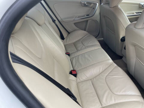 2014 Volvo S60 T5 Premier