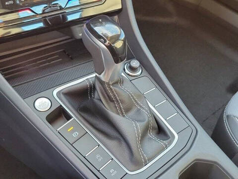 2025 Volkswagen Jetta SEL