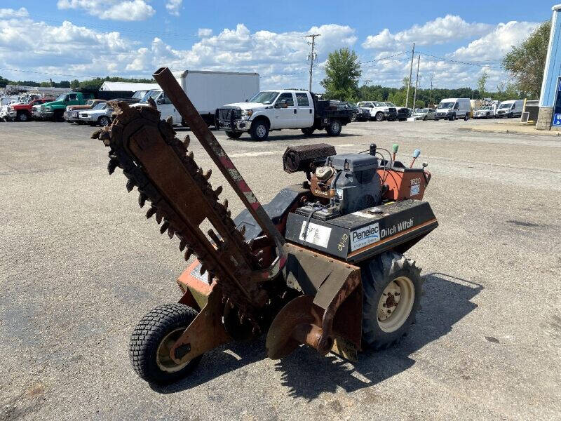 2001 Ditch Witch 1820H
