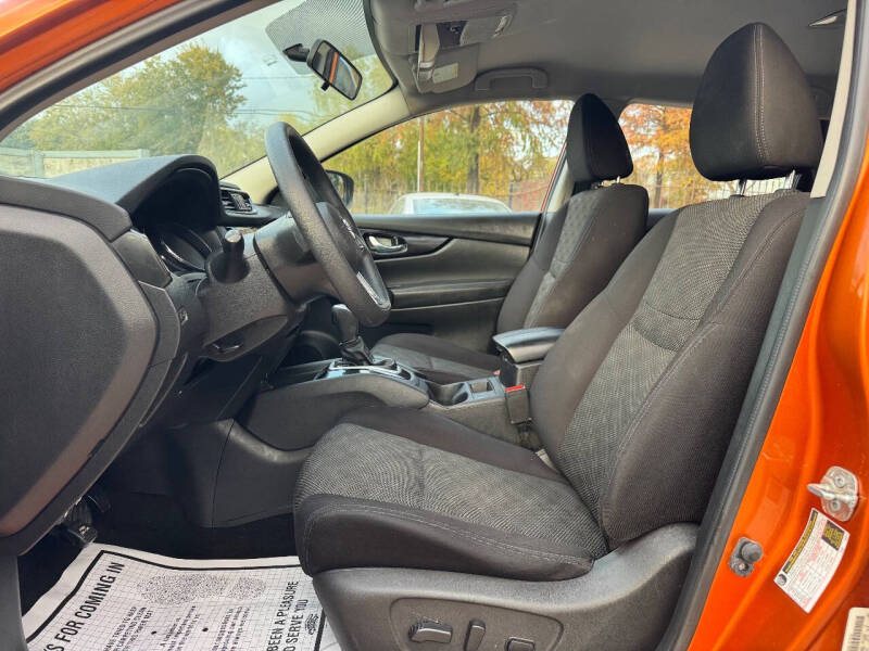 2017 Nissan Rogue Sport SV