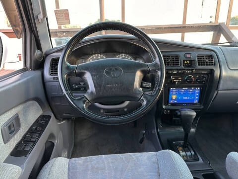 2000 Toyota 4Runner SR5