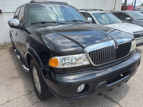 2002 Lincoln Blackwood