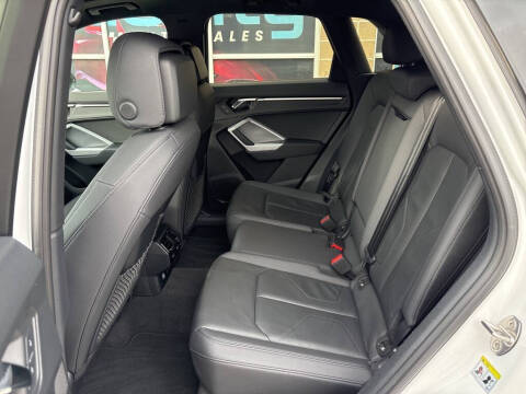 2023 Audi Q3 quattro S line Premium 45 TFSI