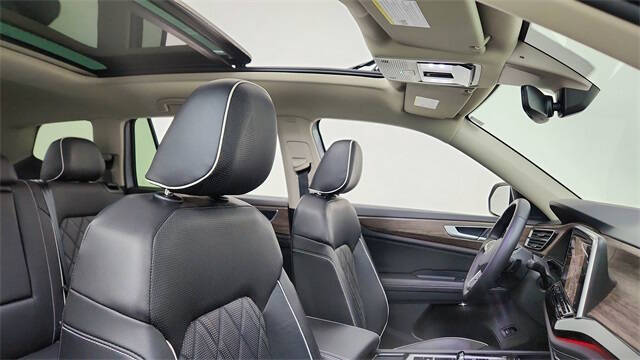 2025 Volkswagen Atlas SEL Premium R-Line 4Motion