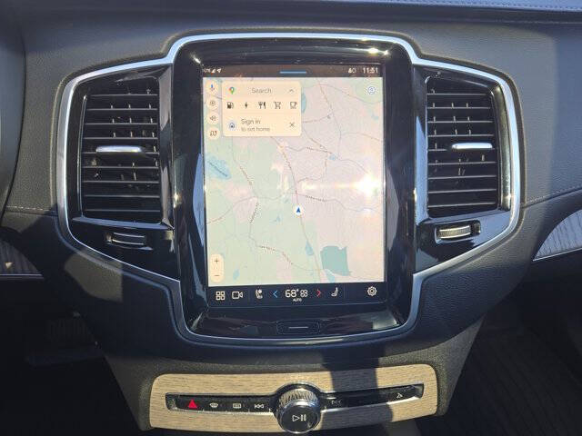 2023 Volvo XC90 Recharge T8 Ultimate Bright Theme 7P