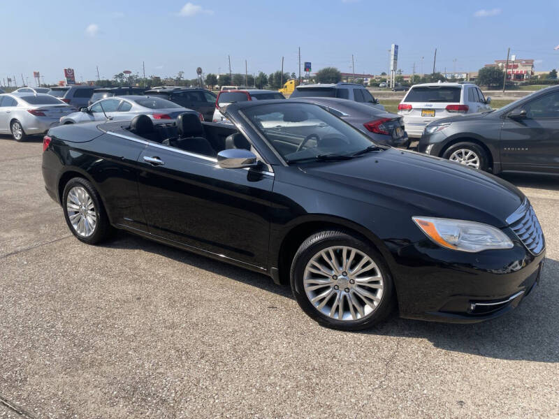 2014 Chrysler 200 Limited
