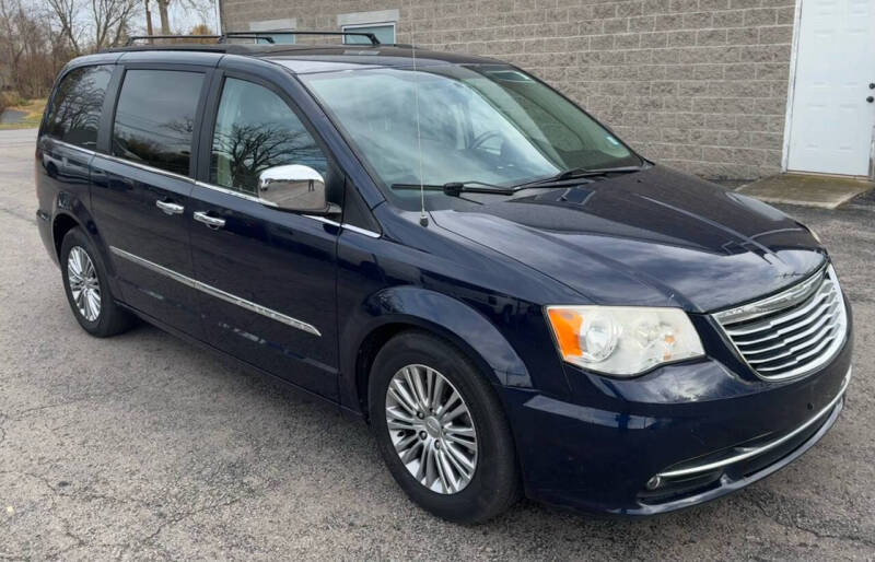 2013 Chrysler Town and Country for sale at Select Auto Brokers in Webster NY