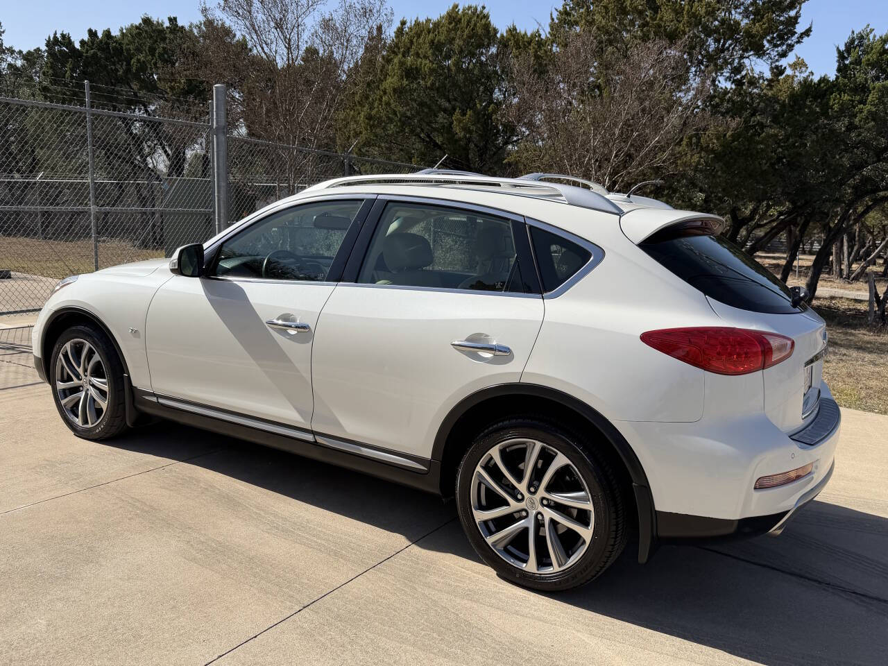 Used Car 2017 Infiniti Qx50  Base Awd 4dr Crossover For Sale Under $15,000 In Austin, Texas