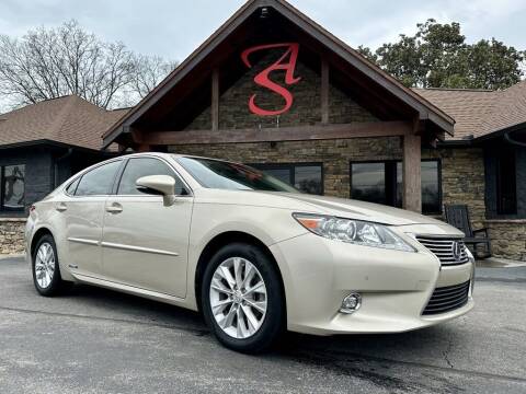 2015 Lexus ES 300h for sale at Auto Solutions in Maryville TN