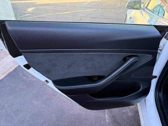 2019 Tesla Model 3 Performance