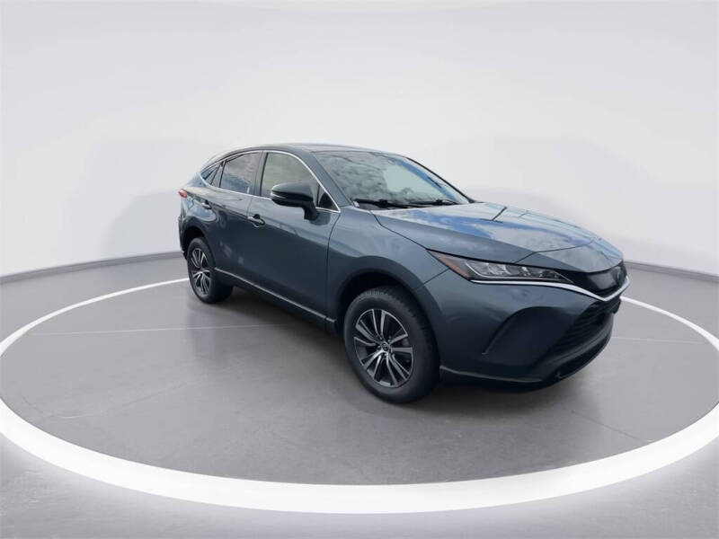 2022 Toyota Venza XLE