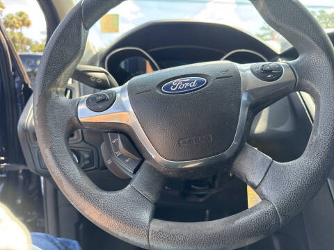 2012 Ford Focus SE