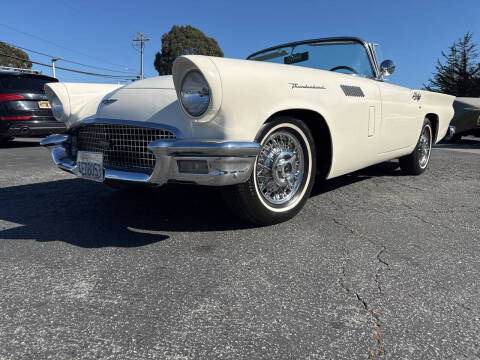 1957 Ford Thunderbird