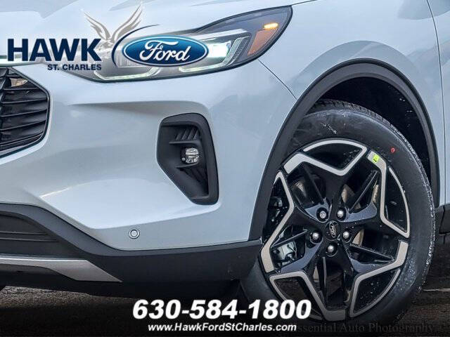 2026 Ford Escape Platinum