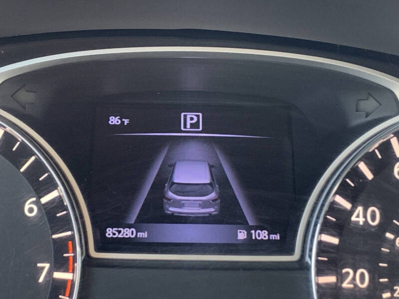 2017 Nissan Pathfinder SV