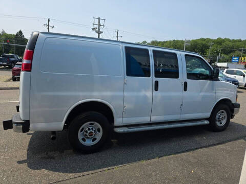 2023 GMC Savana 2500