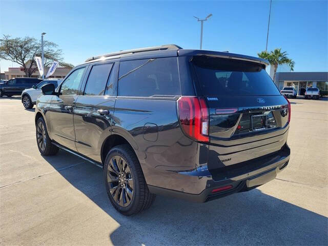 2025 Ford Expedition Platinum