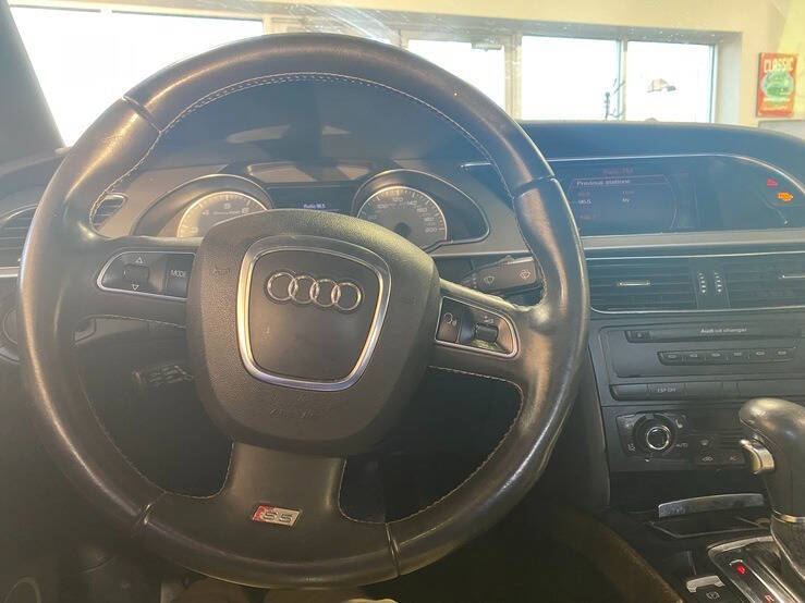 2009 Audi S5 quattro