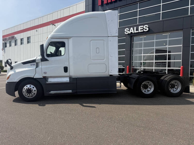 2021 Freightliner Cascadia