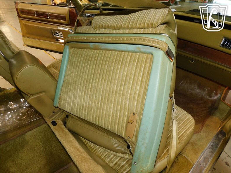 1975 Cadillac DeVille