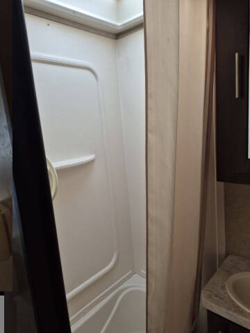 2018 Cherokee Grey Wolf