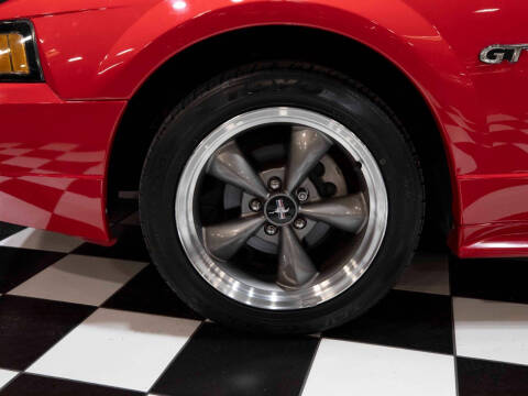 2003 Ford Mustang GT Deluxe