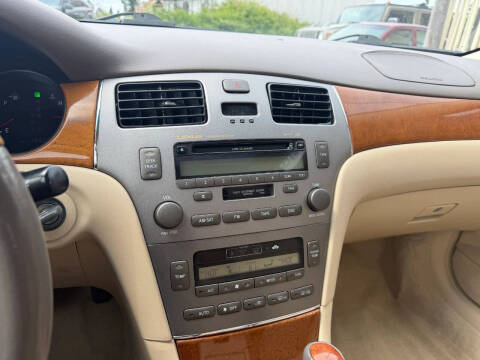 2005 Lexus ES 330