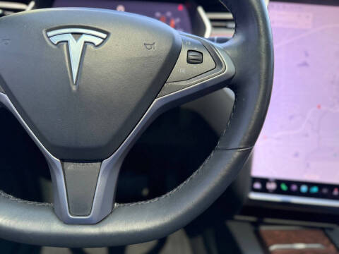 2019 Tesla Model X Standard Range