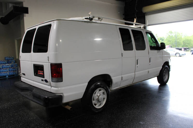 2009 Ford E-Series E-150