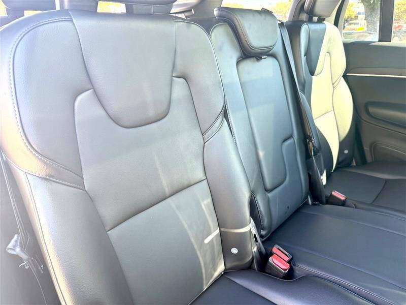 2020 Volvo XC90 T5 Momentum