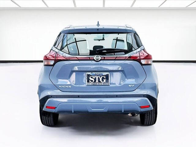 2021 Nissan Kicks SV