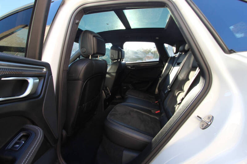 2023 Porsche Macan GTS