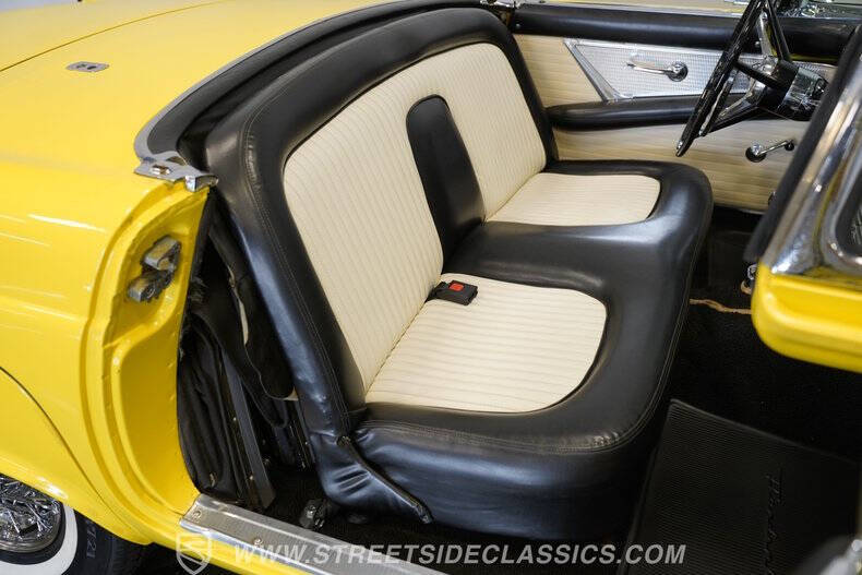 1956 Ford Thunderbird