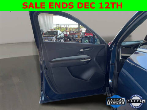 2021 Cadillac XT4 Premium Luxury