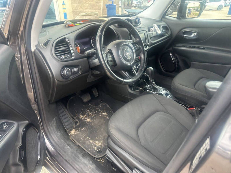 2017 Jeep Renegade Altitude